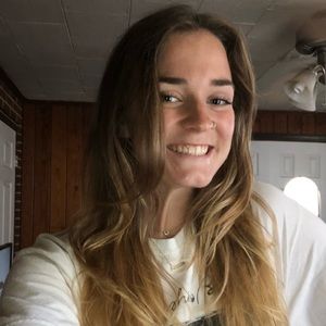 Meet your Posher, Kayley